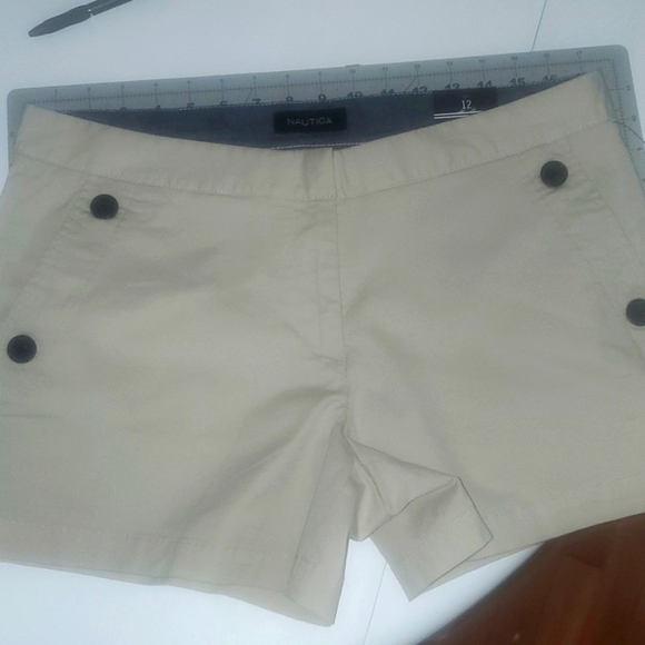 NWT NAUTICA 4" STRETCHV TWILL NAUTICAL SHORTS IN COLOR OATMEAL SZ 12 - Picture 10 of 10